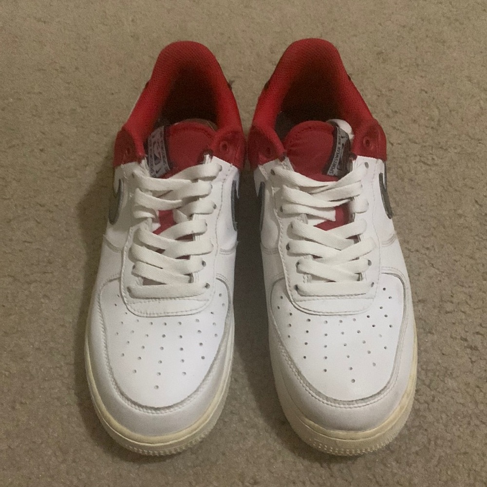 Nike Air Force 1 men’s 8.5